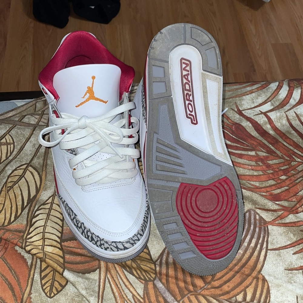 Jordan 3s - Picture 5 of 6